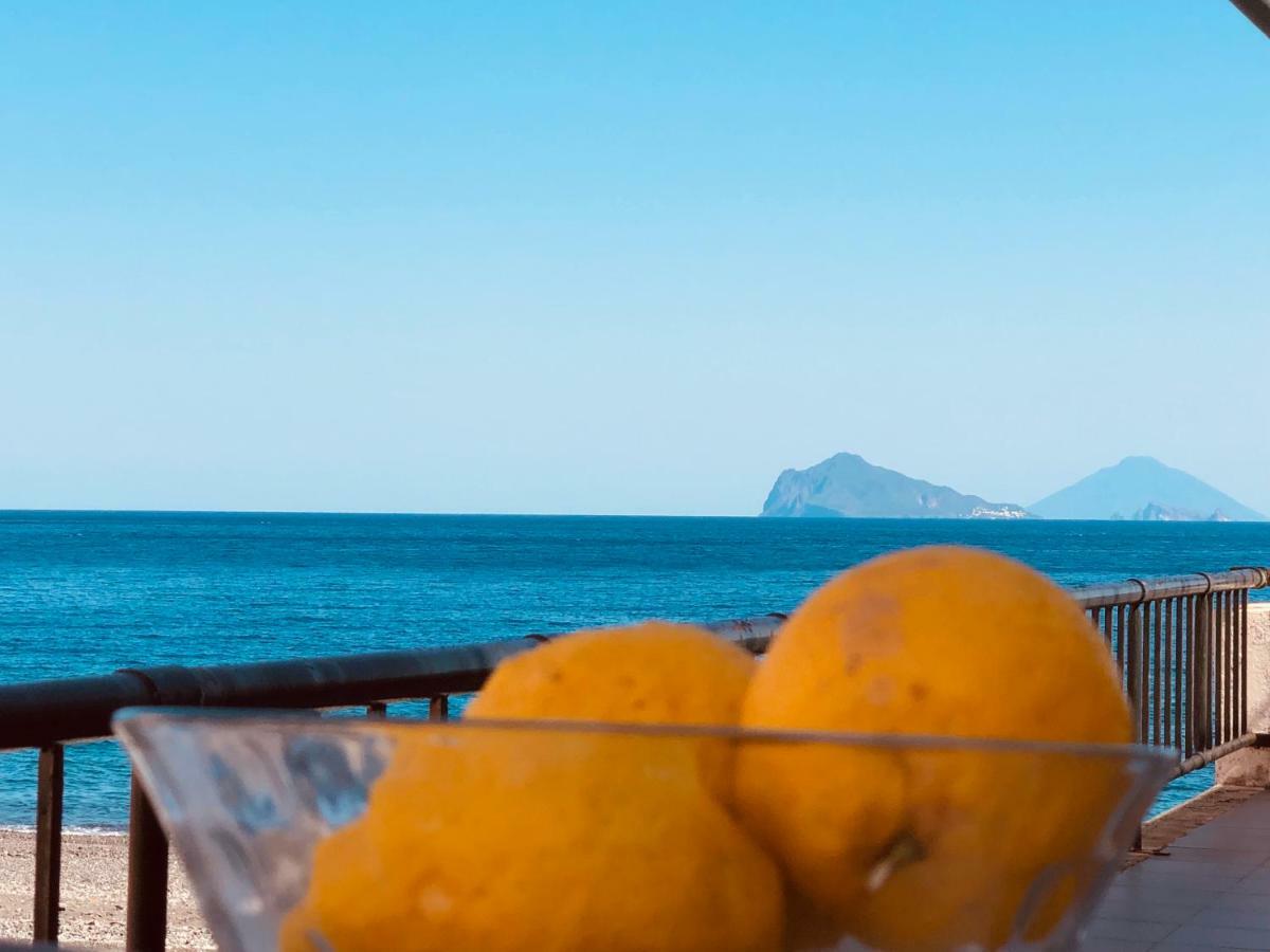 Appartamenti Rivamare Lipari  Exteriör bild